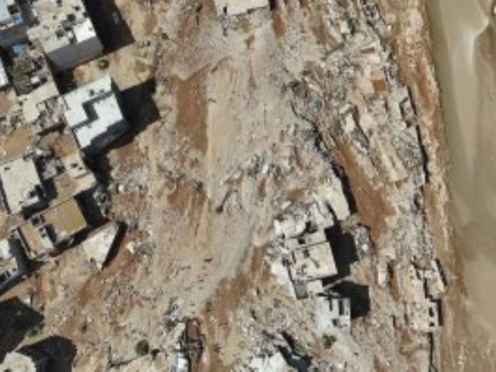 Tragedia en Derna: desafío de sepultar a los muertos