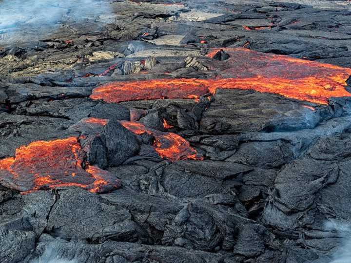 ¡Alarma en Islandia! Evacuación urgente en Grindavik ante erupción inminente