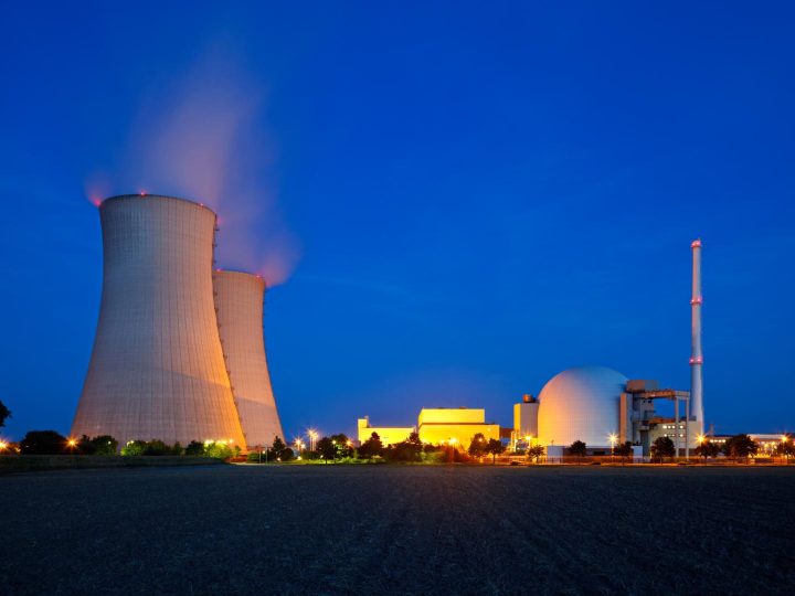 España dice basta a lo nuclear: ¡todos los detalles del plan de 20 mil millones!