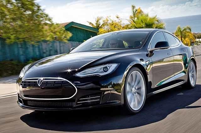 El apocalipsis de los robots: ¡Tesla inmóviles y heladas en las calles de Chicago!
