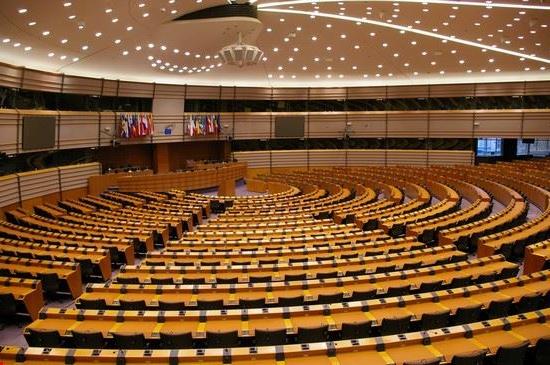 Directiva europea anti-violencia sobre las mujeres en peligro: ¿qué riesga de perder Europa?